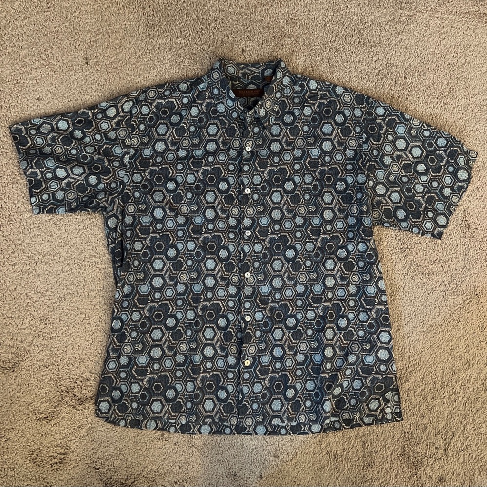Tori Richard’s vintage Hawaiian shirt Large